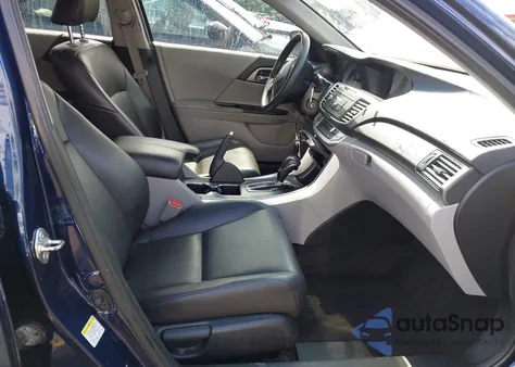 2015 Honda Accord Lx z USA, uszkodzony, nr VIN 1HGCR2F3XFA192273